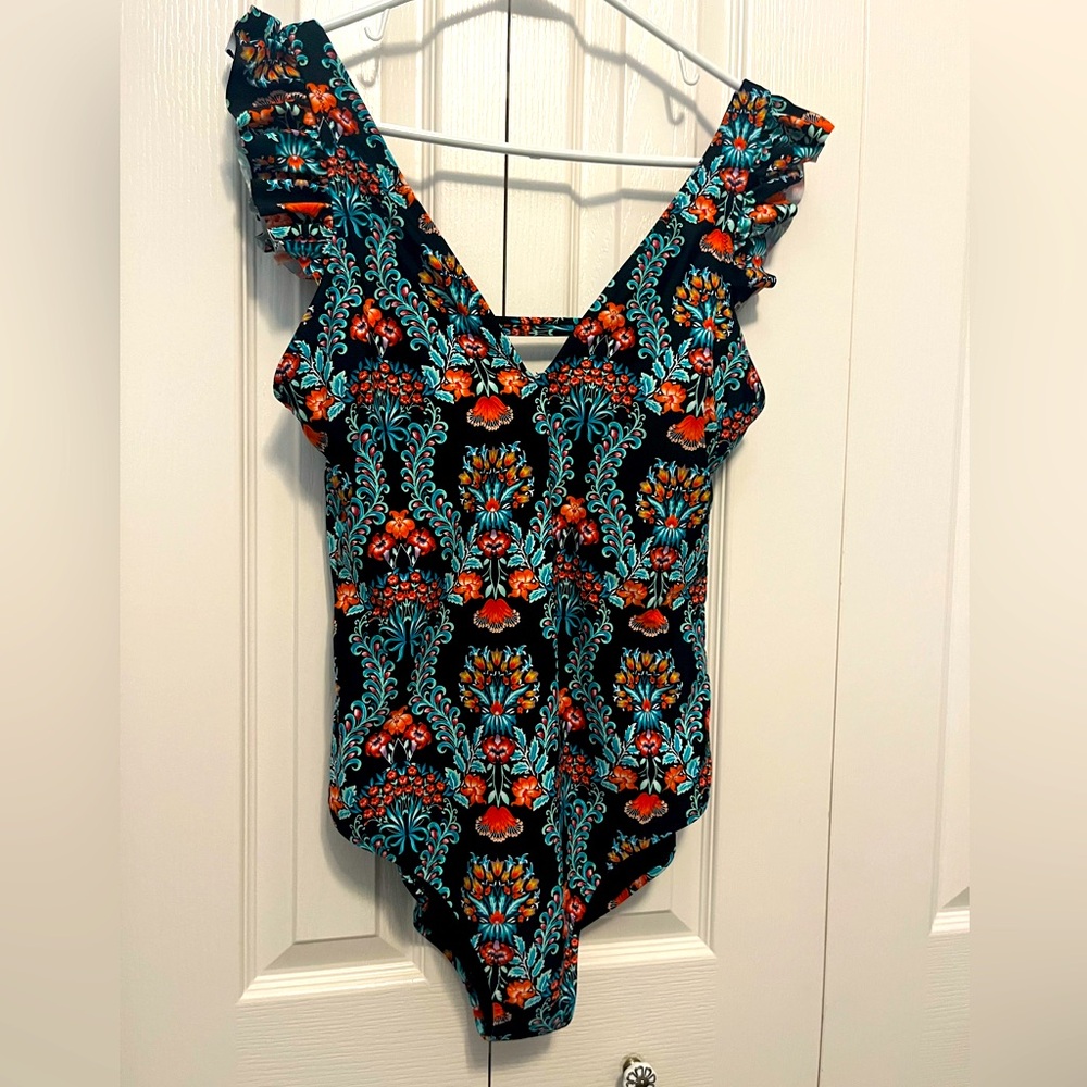 Jessica Simpson bathing suit. Ruffle straps low scoop back. Size L